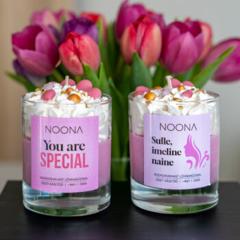 Lõhnaküünal Imelisele naisele