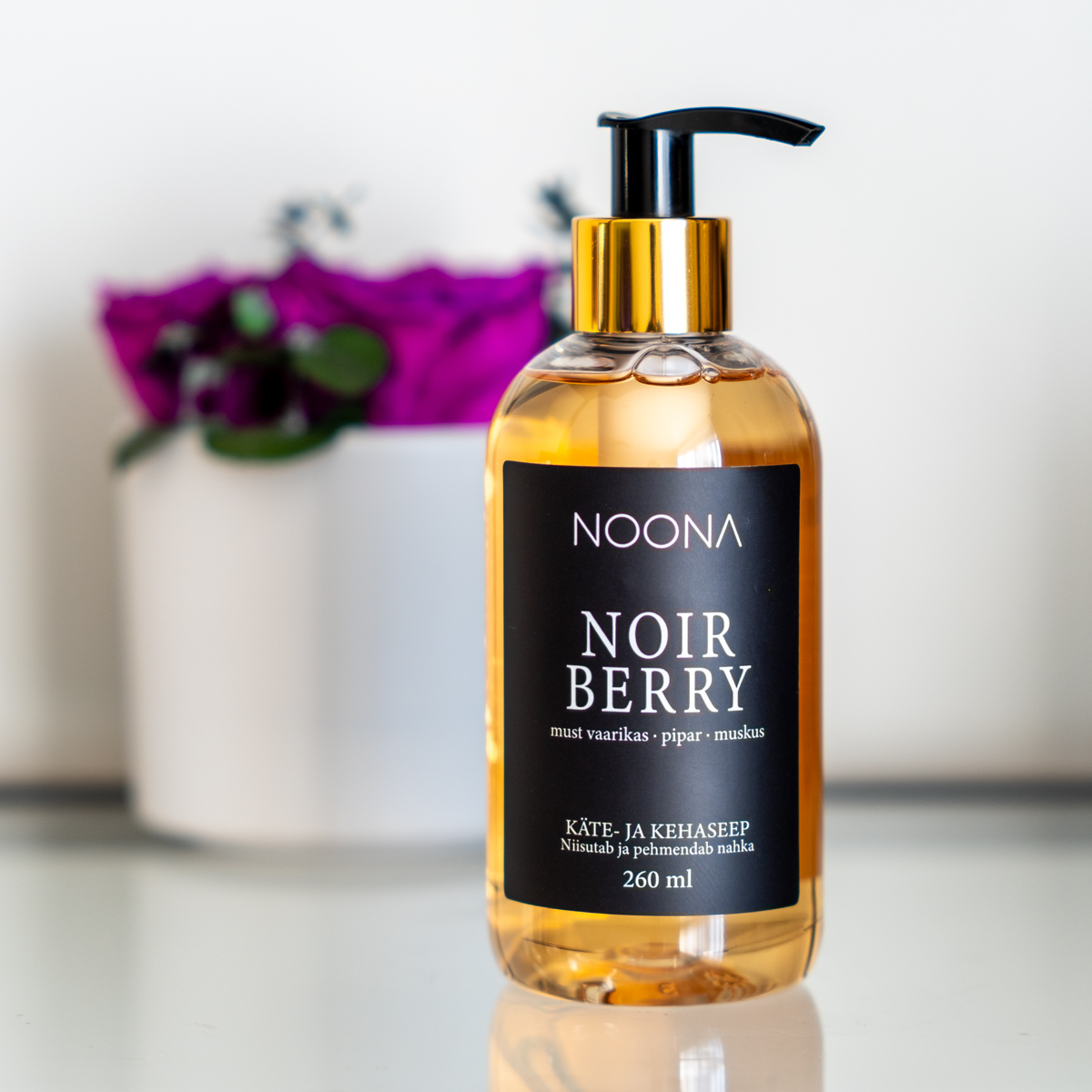 Noona Noir Berry käte- ja kehaseep